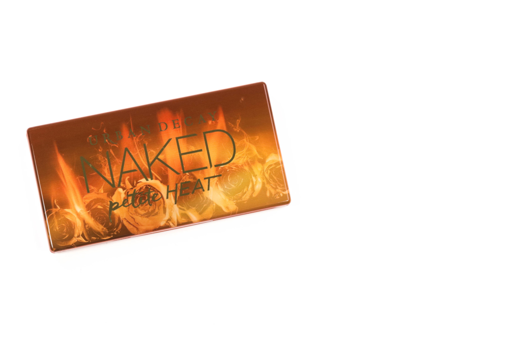 Zwei Amus Mit Der Urban Decay Naked Petite Heat Palette Innenaussen