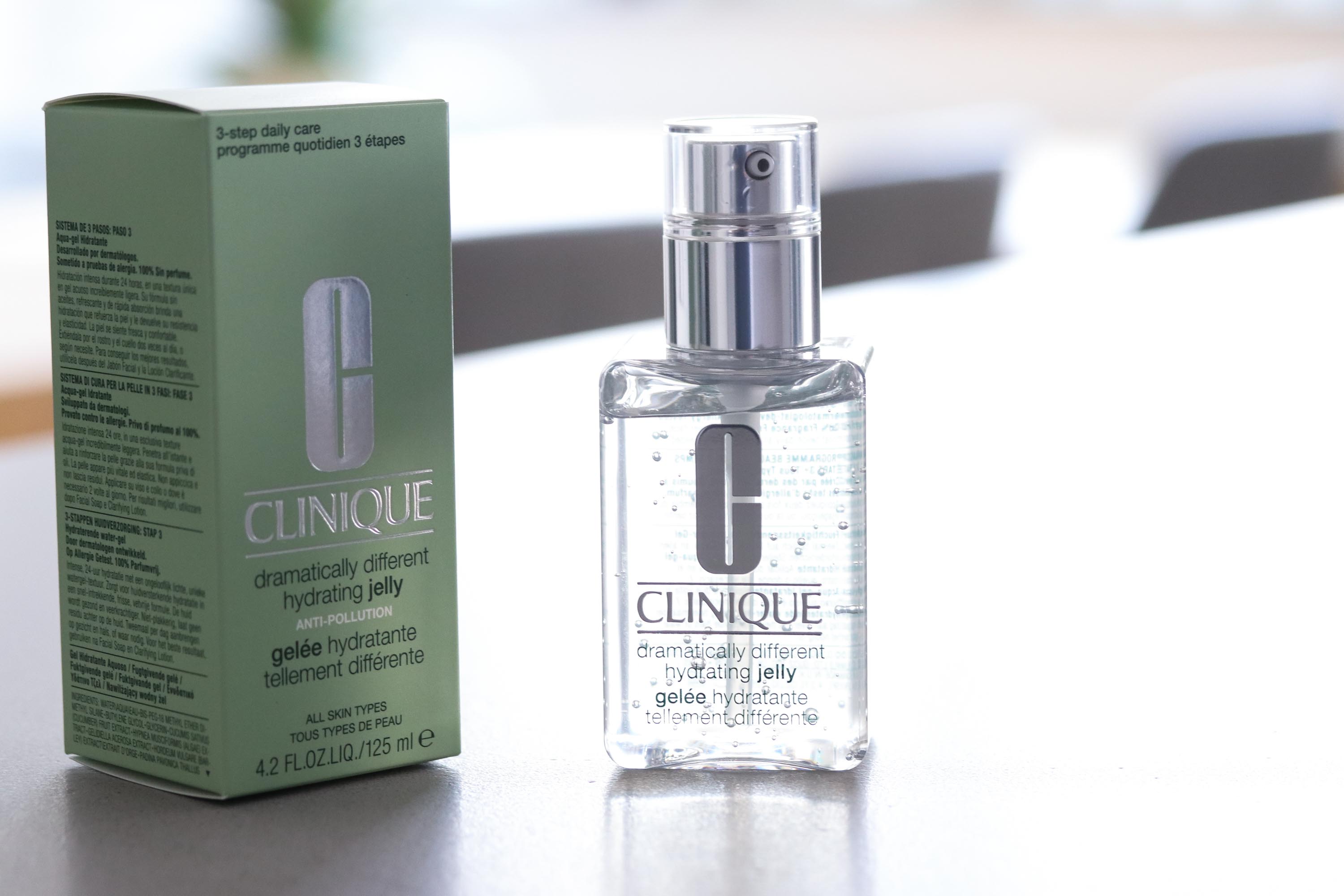 Clinique Dramatically Different Hydrating Jelly InnenAussen