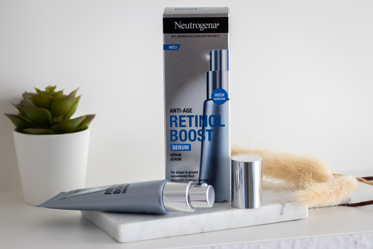 Neutrogena Retinol Boost Anti Aging Power Mit Reinem Retinol Innenaussen